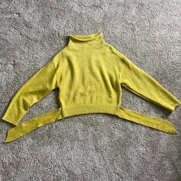 Love by Design Yellow Sweater (with bottom tie) - Picture 3 of 3